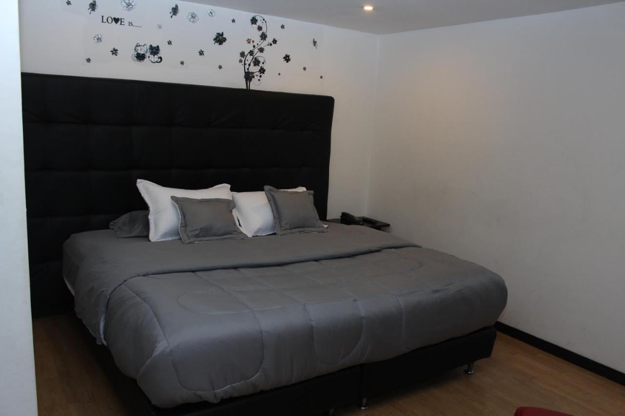 Hotel Montecarlo Boutique Bogota Bagian luar foto