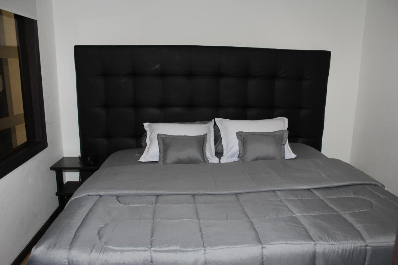 Hotel Montecarlo Boutique Bogota Bagian luar foto