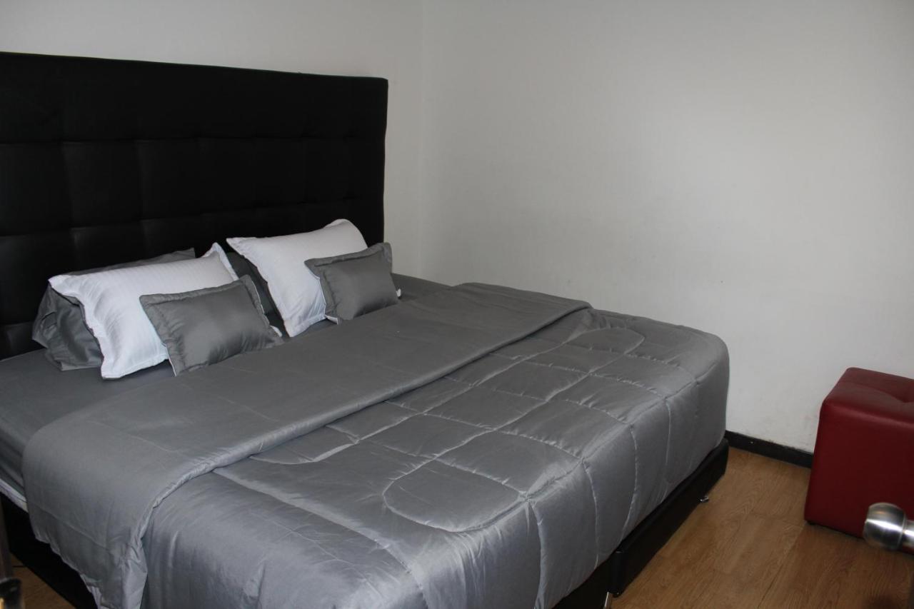 Hotel Montecarlo Boutique Bogota Bagian luar foto