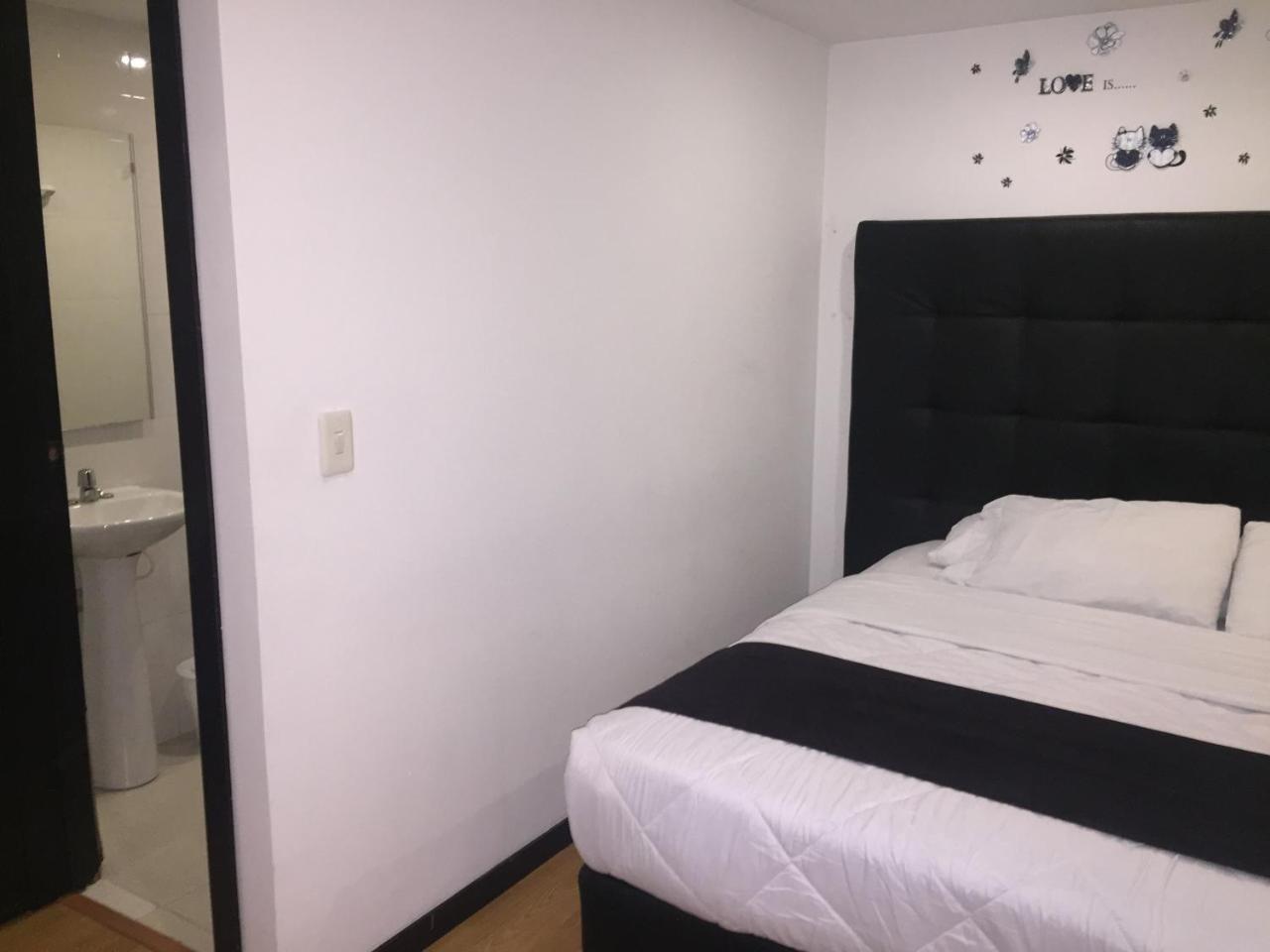 Hotel Montecarlo Boutique Bogota Bagian luar foto